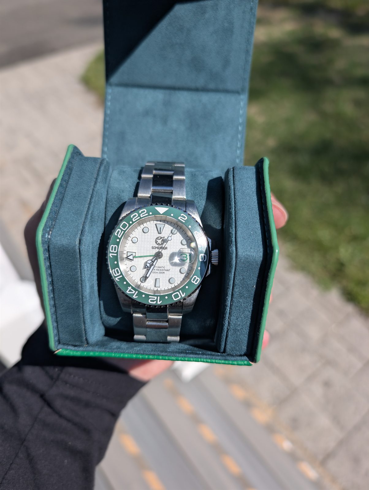 Green Somerada travel case