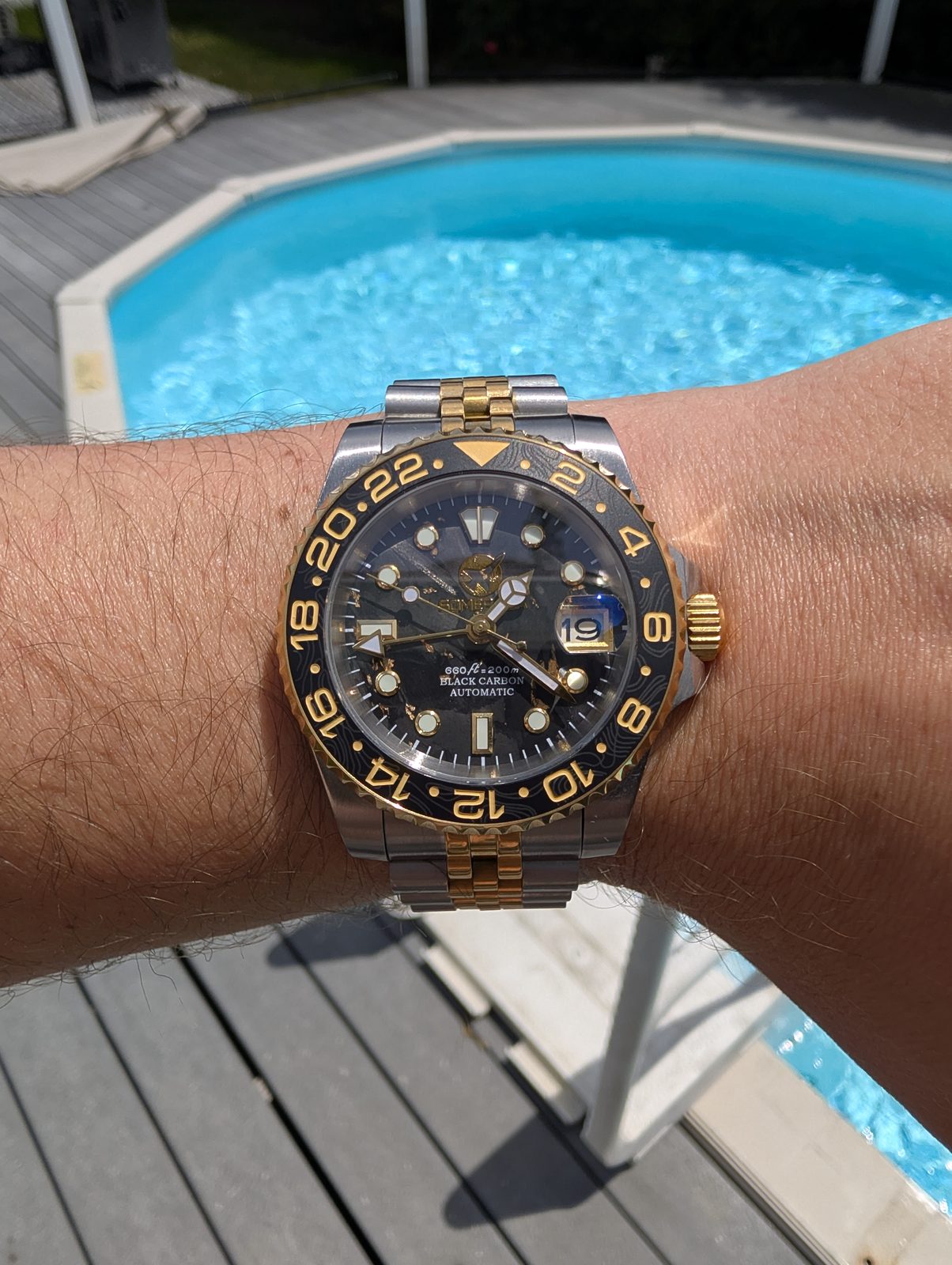 Two tone GMT by the pool